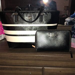 Kate Spade tote bag and accordion wallet